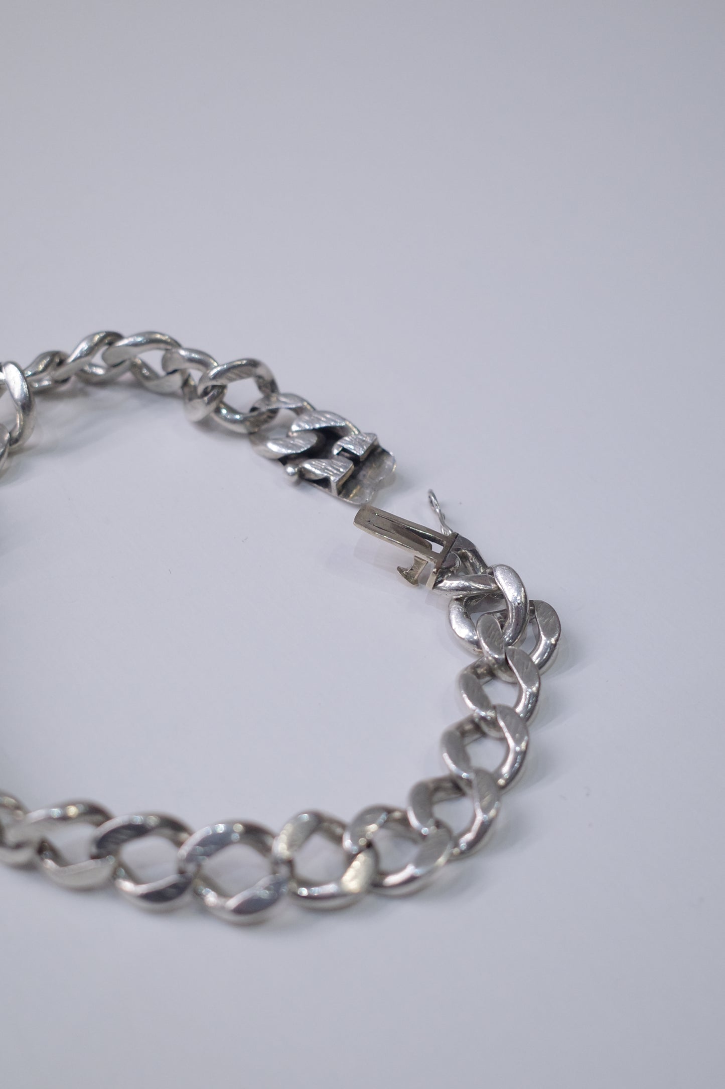 ITALY VINTAGE HEAVY SILVER ID BRACELET