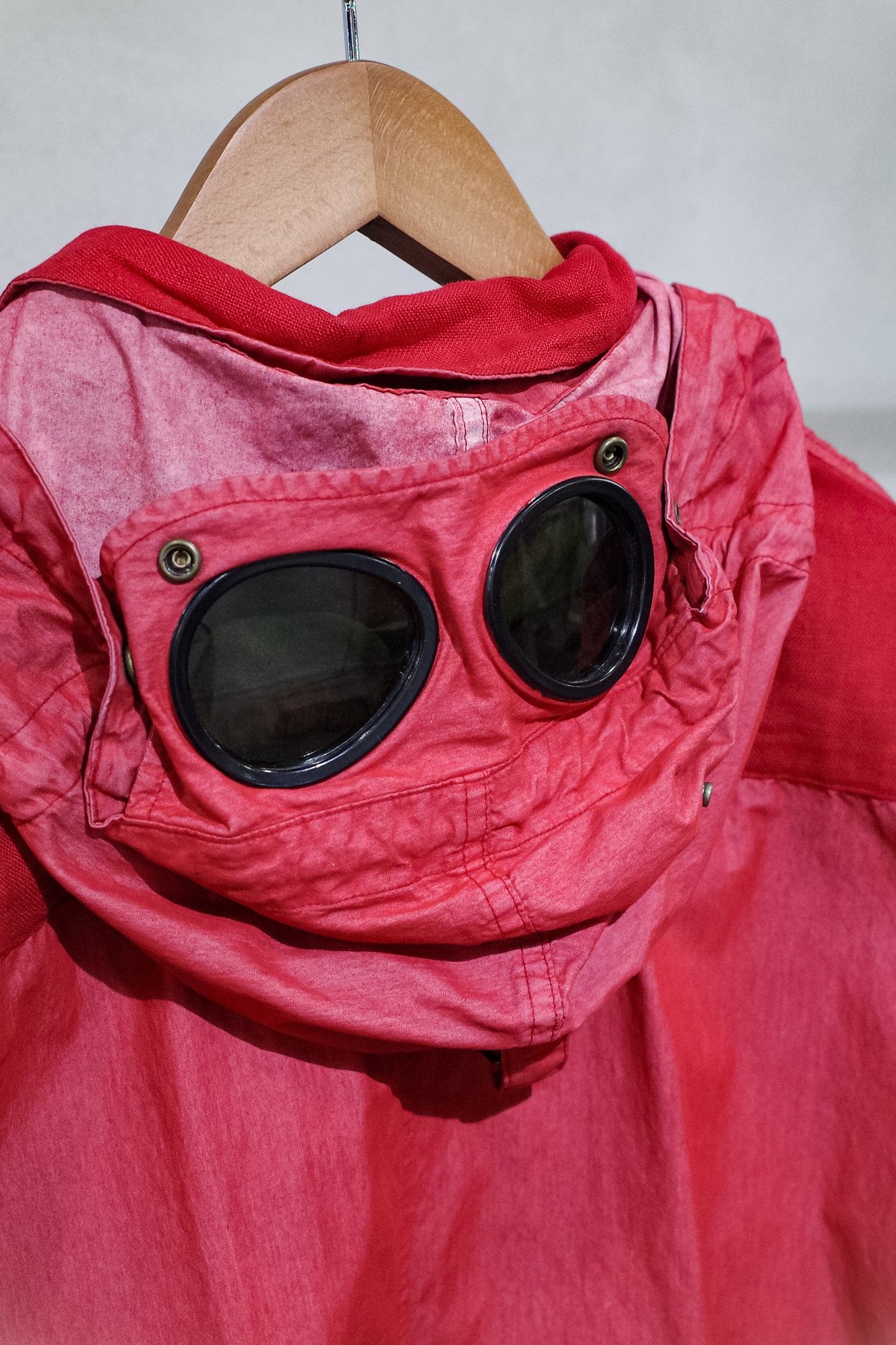 C.P. COMPANY GOGGLE JACKET