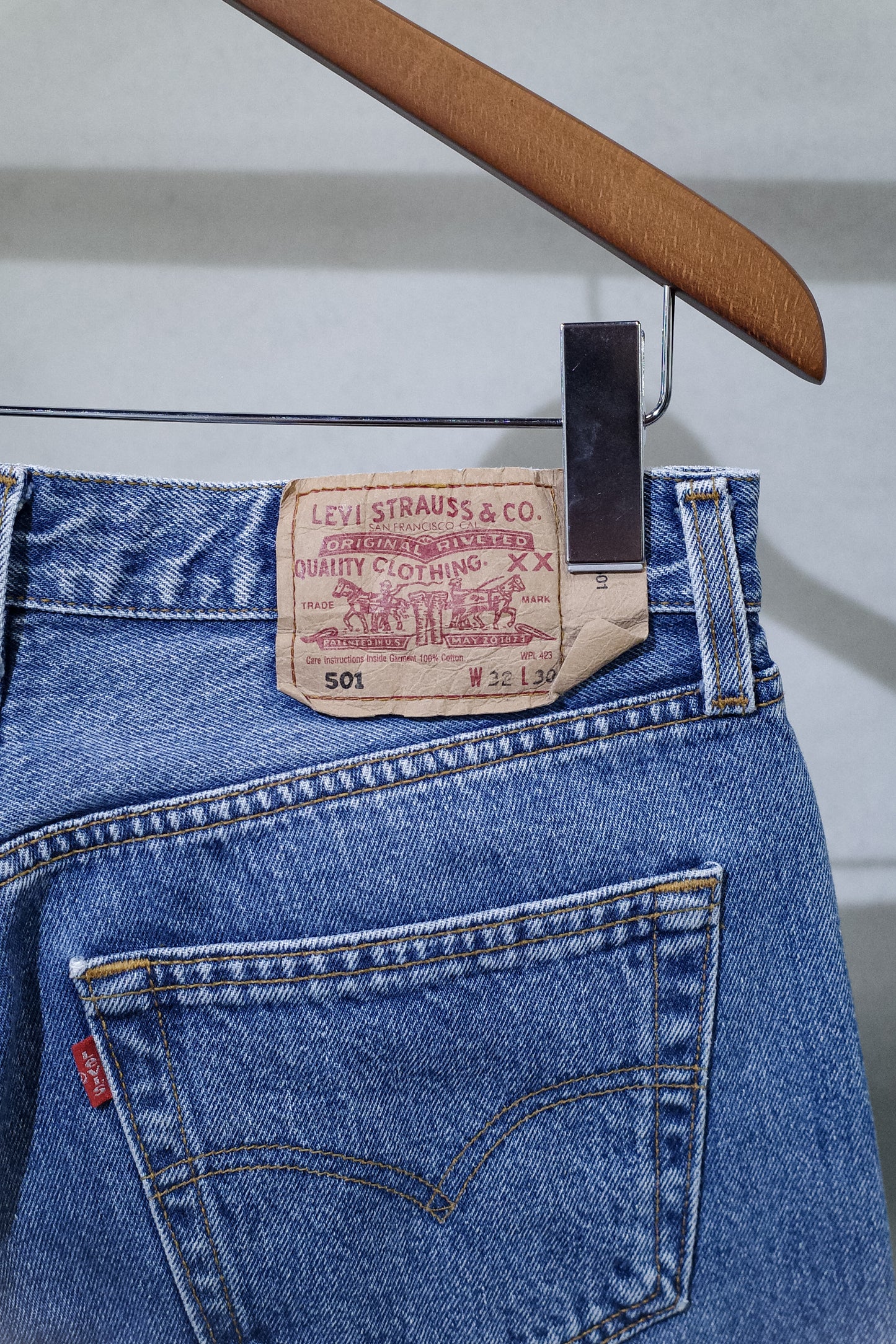 LEVI'S 501 INDIGO DENIM PANTS "MADE IN CANADA" 表記 W32 / L30 実寸 W31 / L29 -３